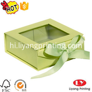 folding box with window