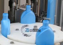 Automatic Locking Cap Machine