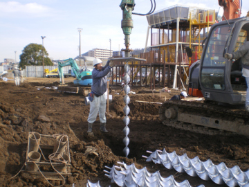 Helical foundation piles