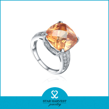 Champagne color zircon stone om ring