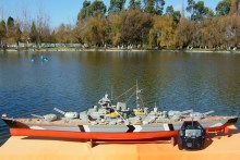 1:150 RC MODEL SHIP - The famous German warship - Bismarck