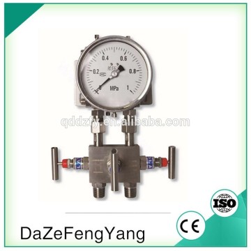 double diaphragm differential manometer with 3-way manufold valve