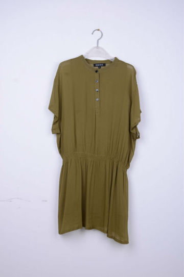 woman dress of solid polo button dress