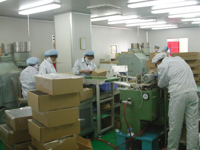 Productor de tubos de envasado de gel de aluminio PCR PCR aluminum gel packaging tube producer