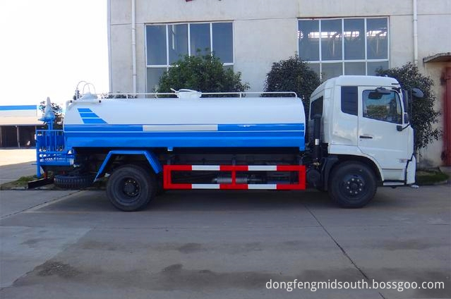 Water Tanker Truck