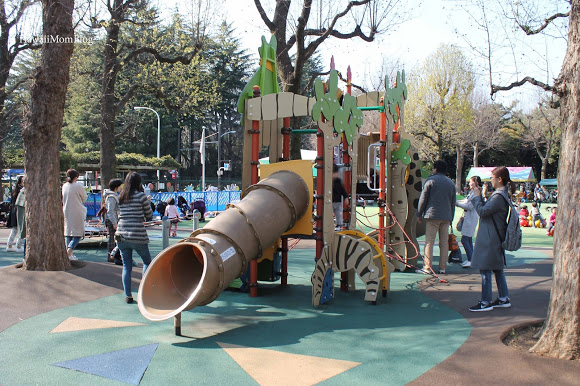 niko-niko-park outdoor playground