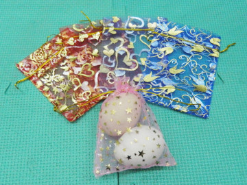 Ecofriendly tissue gift pouch