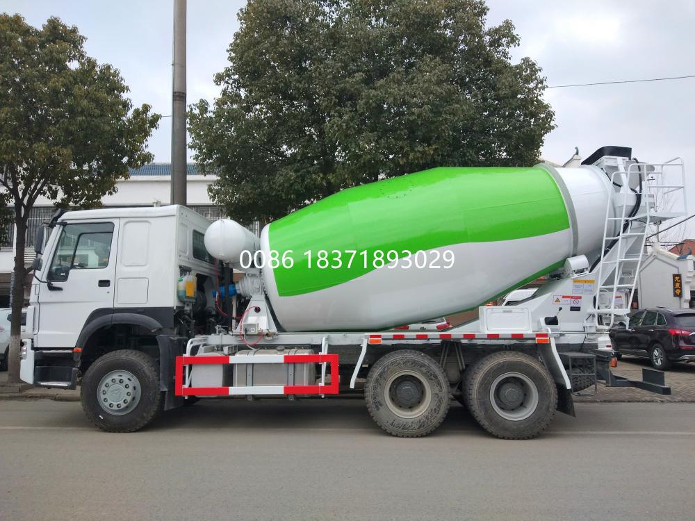 Howo 6x4 10cbm Concrete Mixer Truck 2