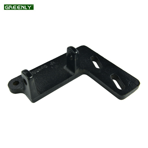 A52442 RH arm bracket for dry fertilizer shoe