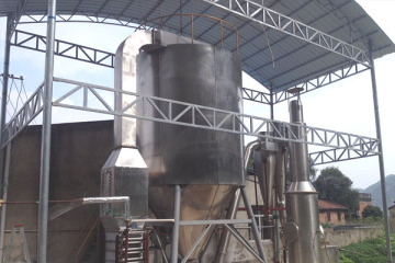 Centrifugal atomizing drying machine