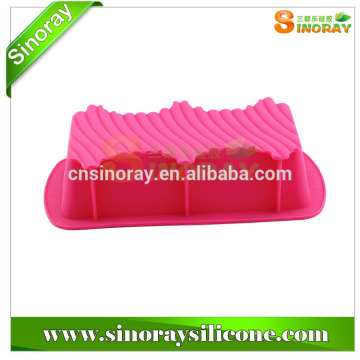Silicone baking bread pan