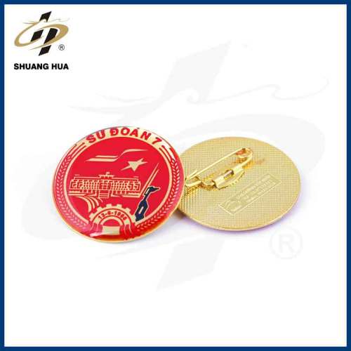 Hot products high quality zinc alloy patriotism round safety pin with gift box