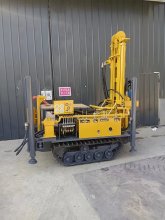 Pneumatic Drilling Rig, Tracked Water Well Drilling Rig