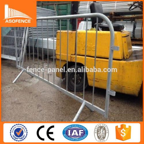 2.2 x 1.1m Removable crowd control barrier/portable traffic control barricade / portable removable barricade