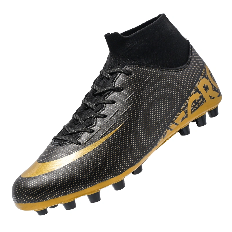 Customize Made Light Weight Breathable PU Soccer Shoes, Men's Football Sports Shoes