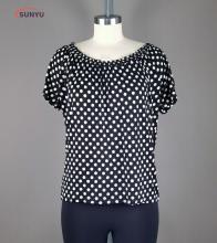 ladie's dot pattern print t-shirt