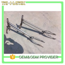 Custom-made classical road carbon bicycle frames