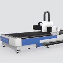 Große geschlossene Schalttafel -Faserlaser -Schneidmaschine 3015