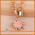 Lucu ikan bentuk dengan Alloy Rhinestone rantai liontin kalung