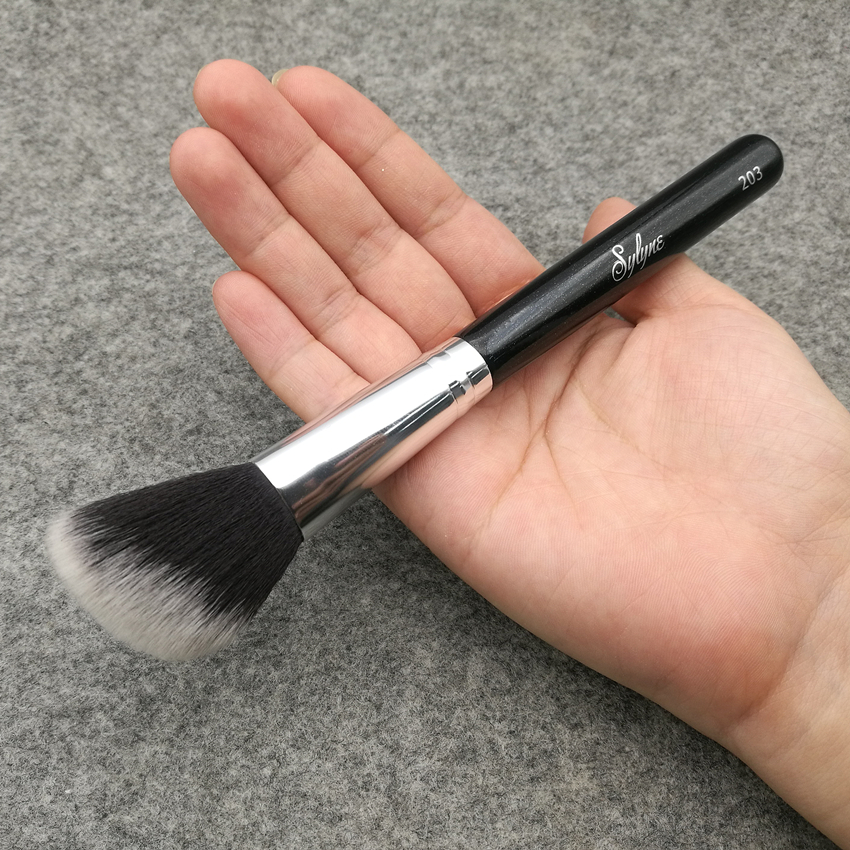 Blush Makeup Brush