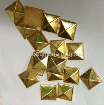 Factory supply decorating rhinestone studs for jeans brass pyramid studs rhinestone pyramid studs