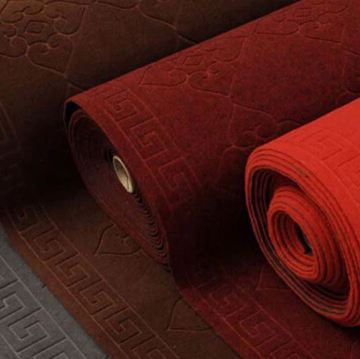 Red Embossed Antislip Cushion Mat Polyester Floor Mat