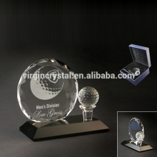 High quality optical crystal golf trophy awards round plaque with golf ball and black base can be engraved for sports souvenirs