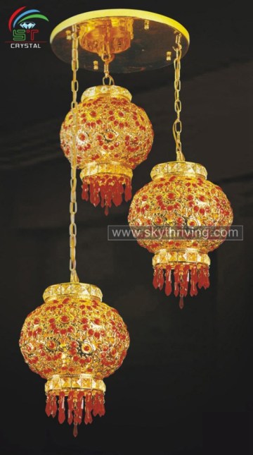 classic lantern pendant light