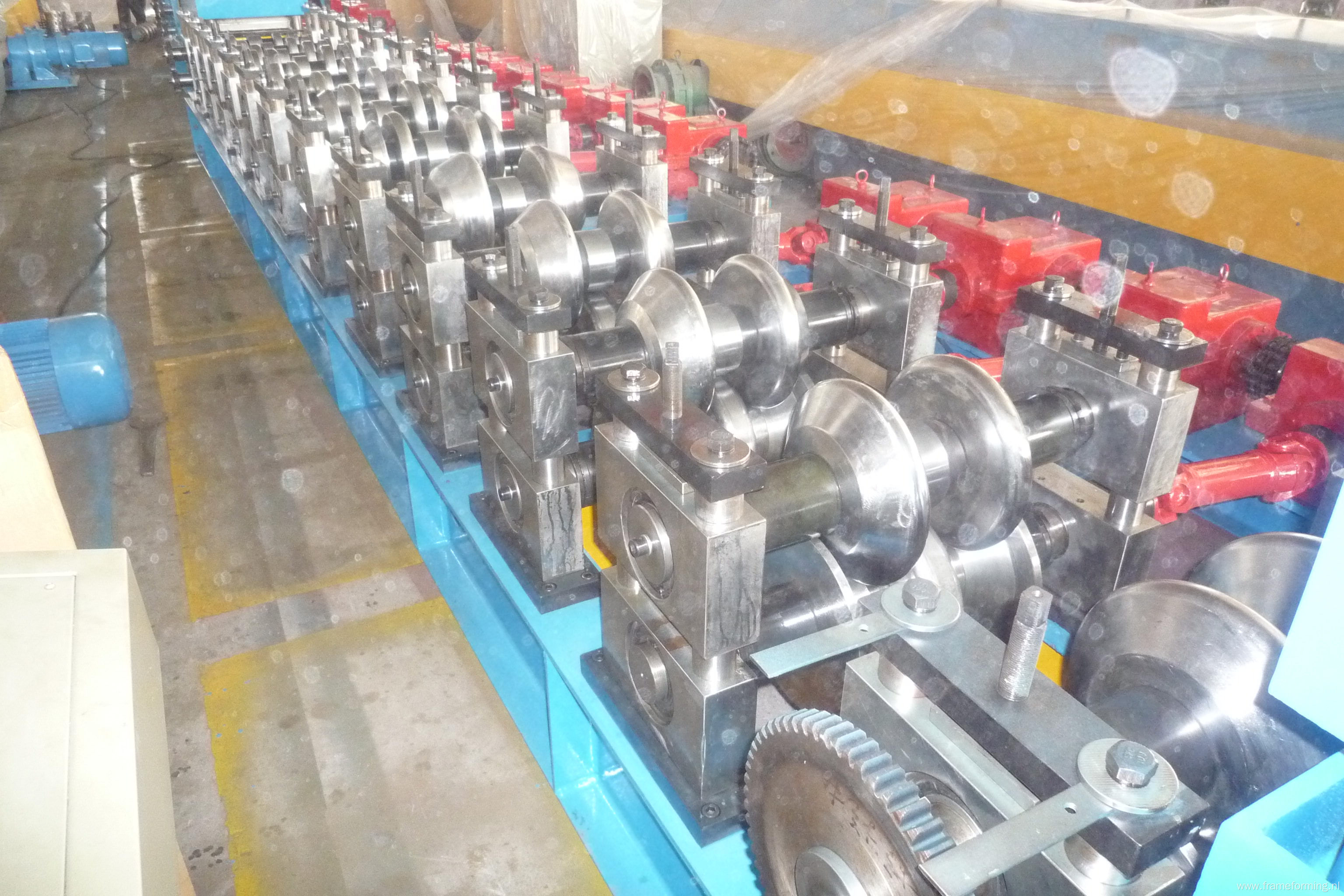 w guardrail profile roll forming machine