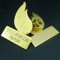 Nueva insignia plateada oro de encargo del botón del metal del Pin del diseño para el regalo promocional