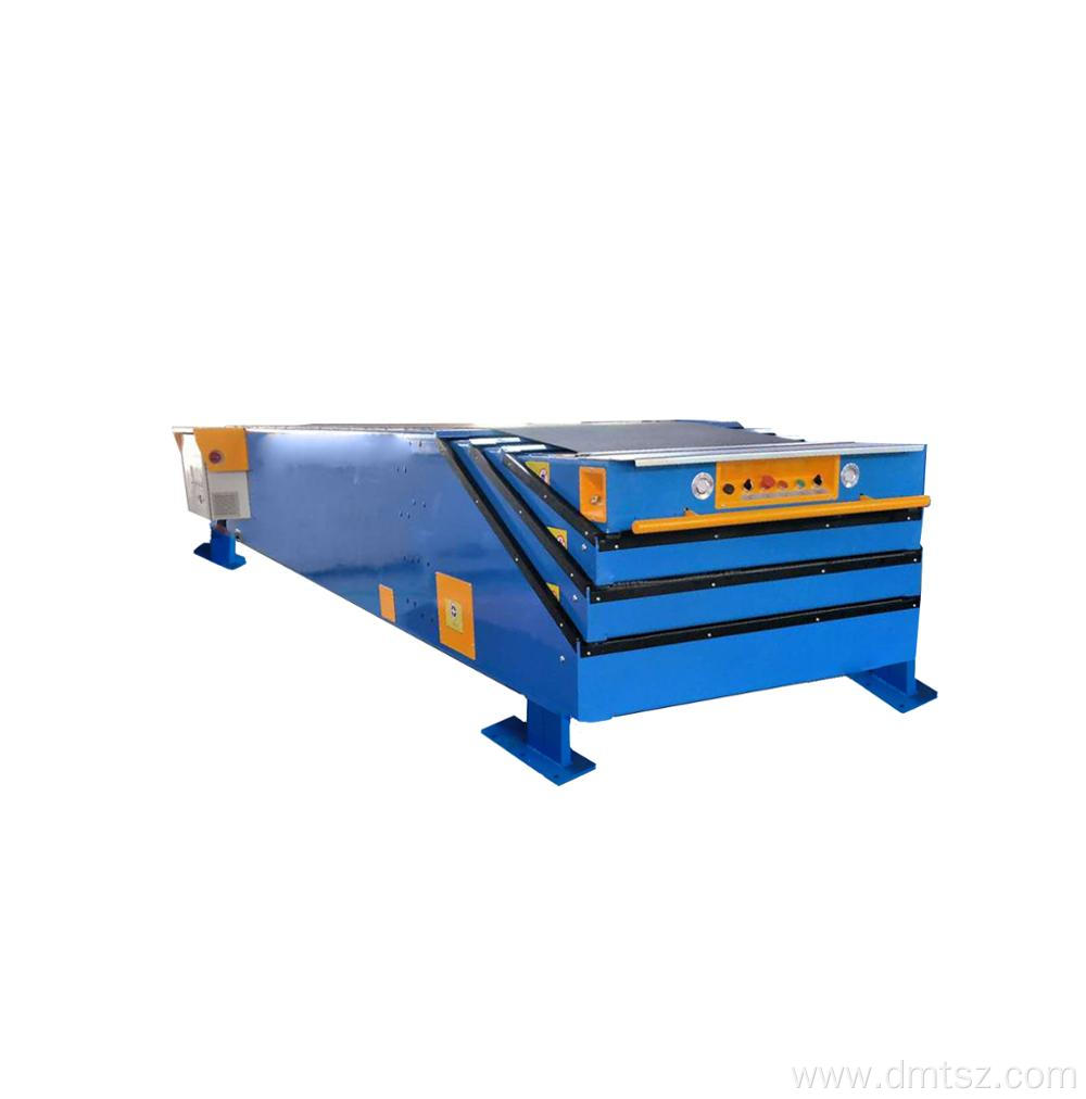 Automatic truck loading conveyor