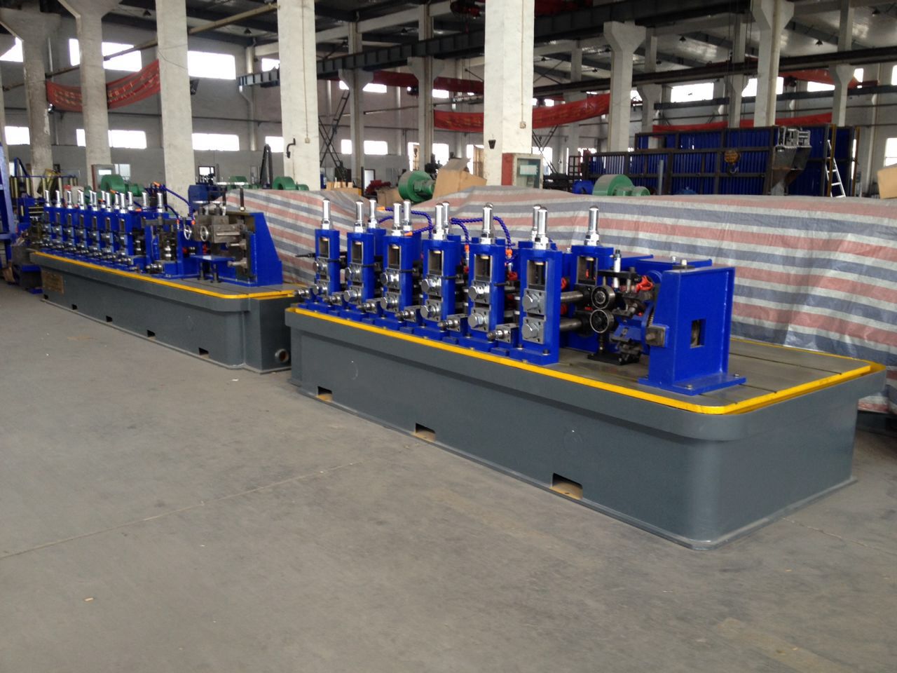 tube roll forming machine