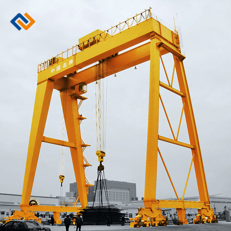 Ground Rail Traveling Box Type Double Girder Gantry Crane for lifting steel tube