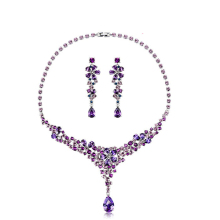 Luxury small flower diamond jewelry set for engagement