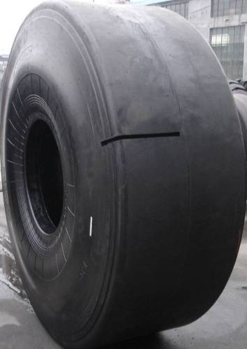 L5s Smooth Pattern OTR Tire Tyre for Underground Mining Wheel Loader