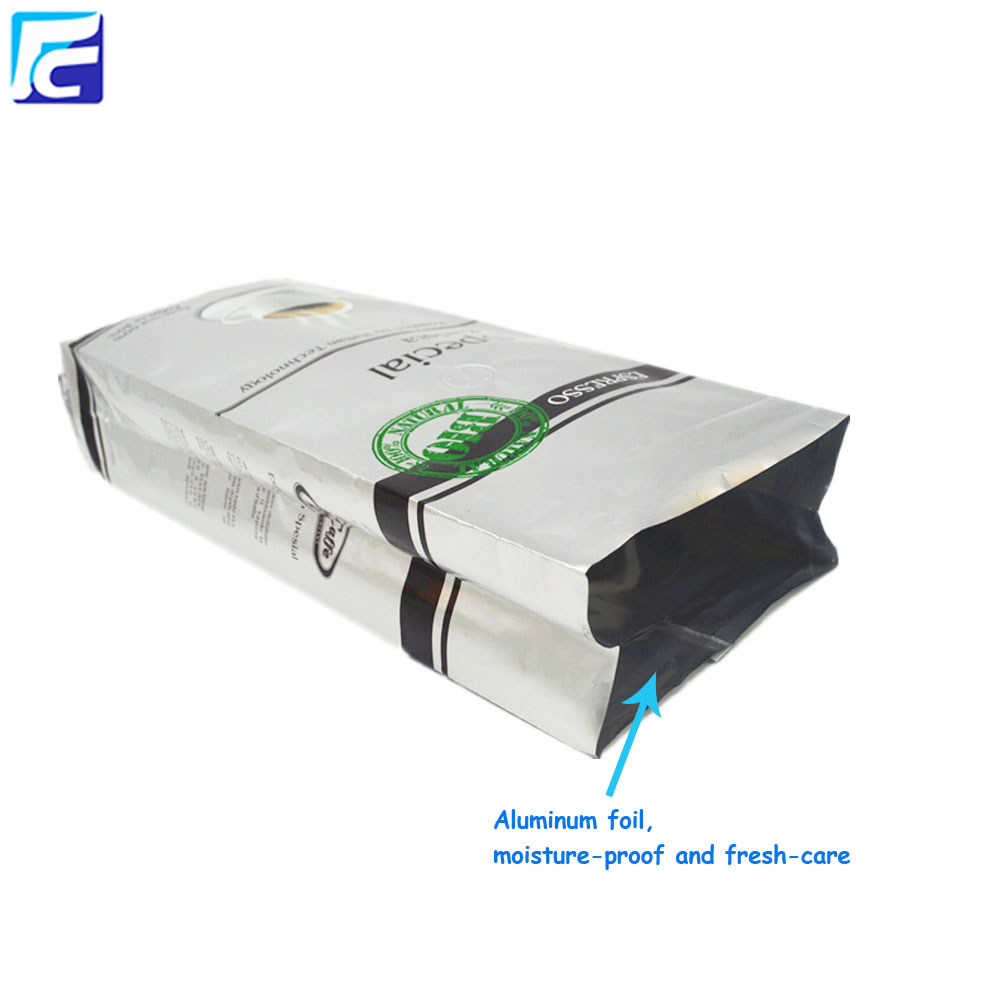 Koffietassen met klep Coffee Bags with Valve
