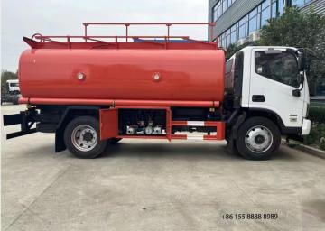 8000 Liters Refuel Tank Truck Oil Tanker Truck
