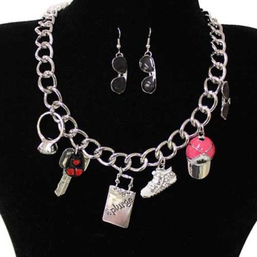 Girl Charms Fashion Necklace Set