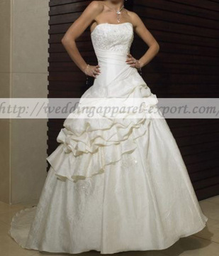 Charming  wedding dress HF4150