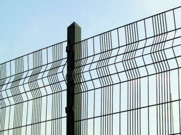 private estates Paladin Mesh Fence