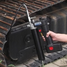 Cordless Grease Pump