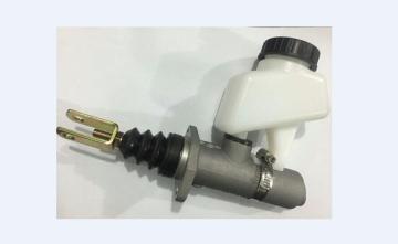 Renault Clutch Master Cylinder 5001834842