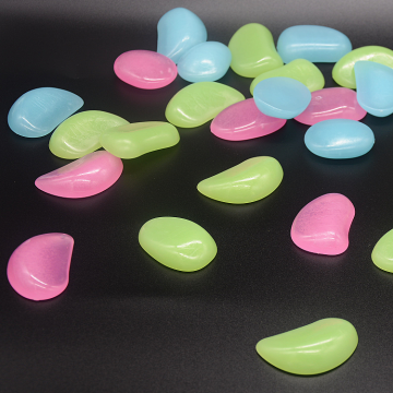Vivid Color And Superior Artificial Glowing Stone