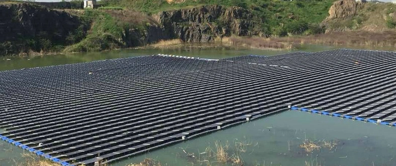 Ponton flottant en plastique HDPE modulaire pour centrale solaire PV