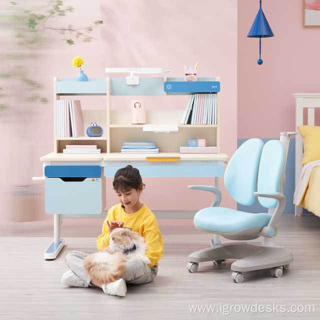 Single piece kid's ergonomic students study chair