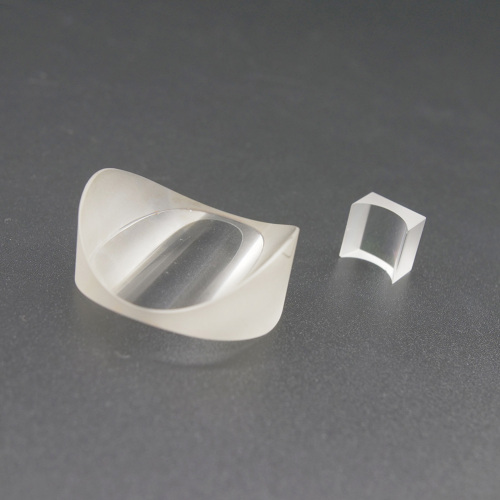 Ronde of vierkante gesmolten silicaglascilindrische lens