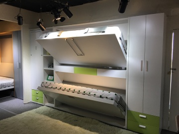 Horizontal wall bunk bed