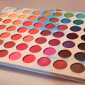 40 cores de maquiagem infantil de sombra para olhos disponíveis