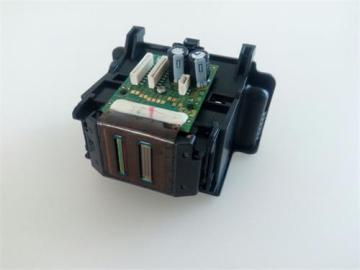 New HP 5525 4610 3525 Printhead CN688A