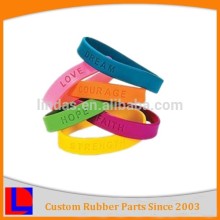 custom with high quality colored hand bracelet silicone wristband rubber bracelet